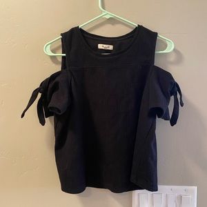 MADEWELL black shirt with exposed shoulders